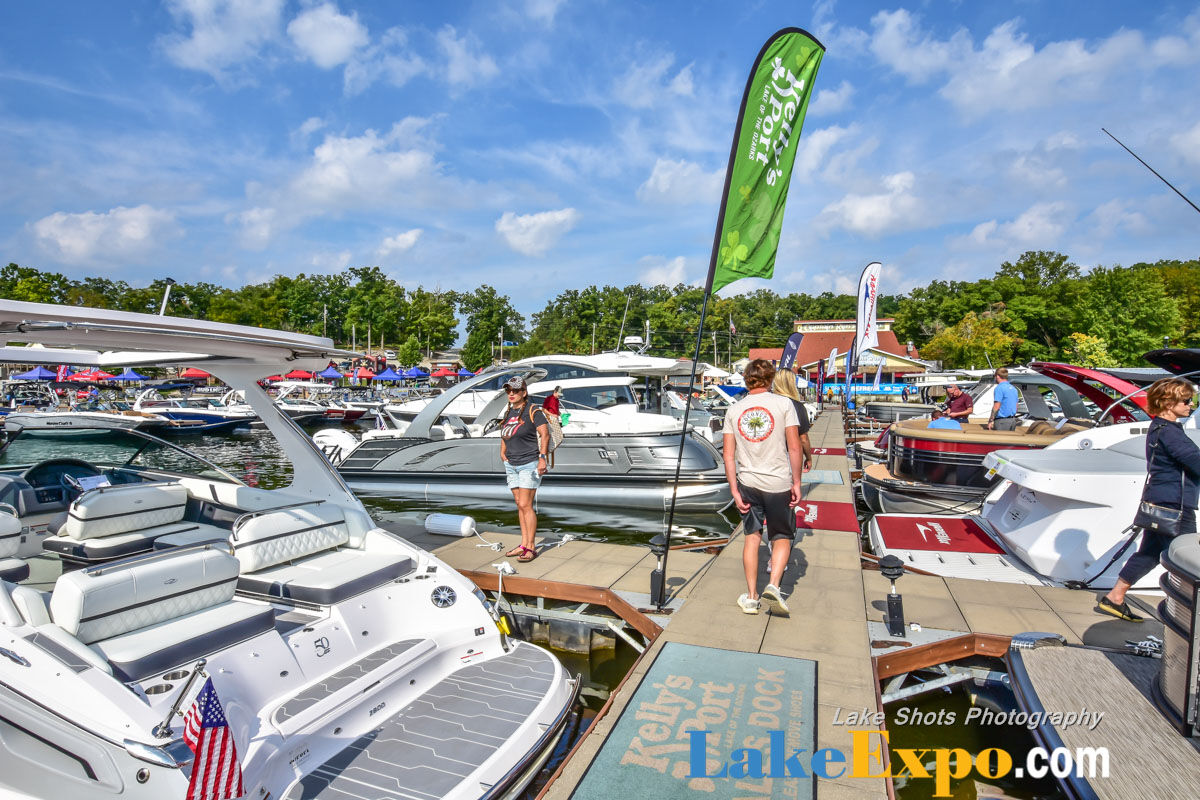 Fall In Water Boat Show-022.jpg